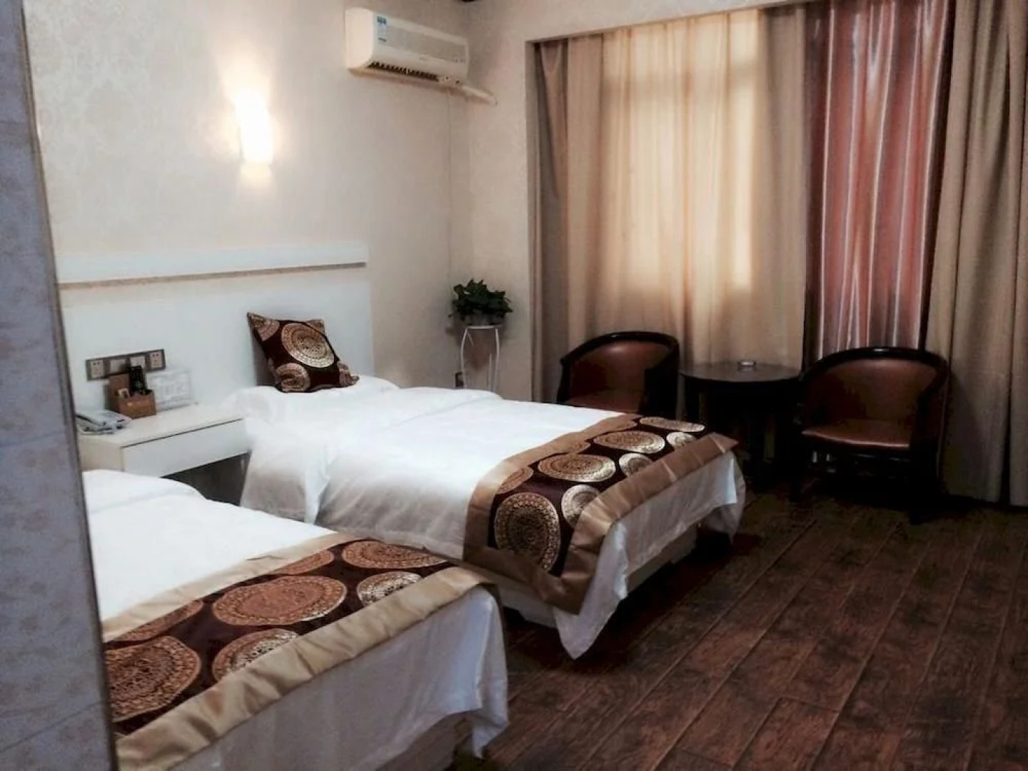 Quanjiao Dashijie Hotel