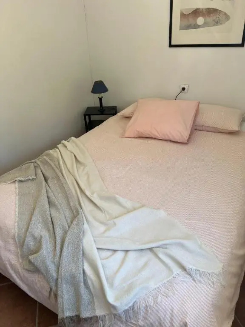 Small, 2 bedroom house, 50 m from the sea