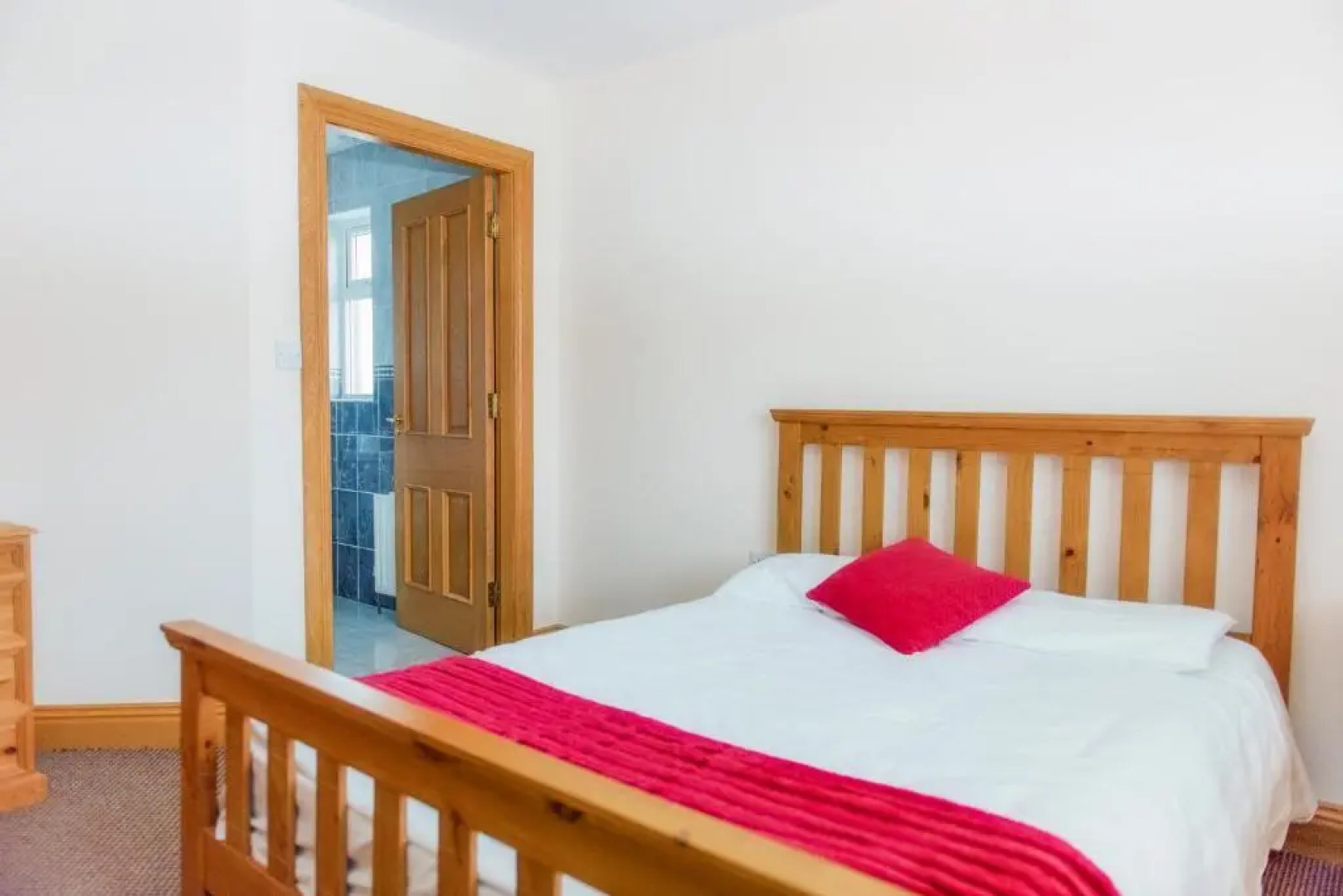 Duncarbury Heights - 4 Bedroom Detached House