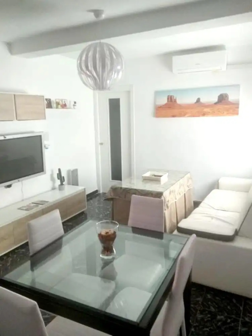 Apartment with 3 Bedrooms in Córdoba, with Furnished Garden