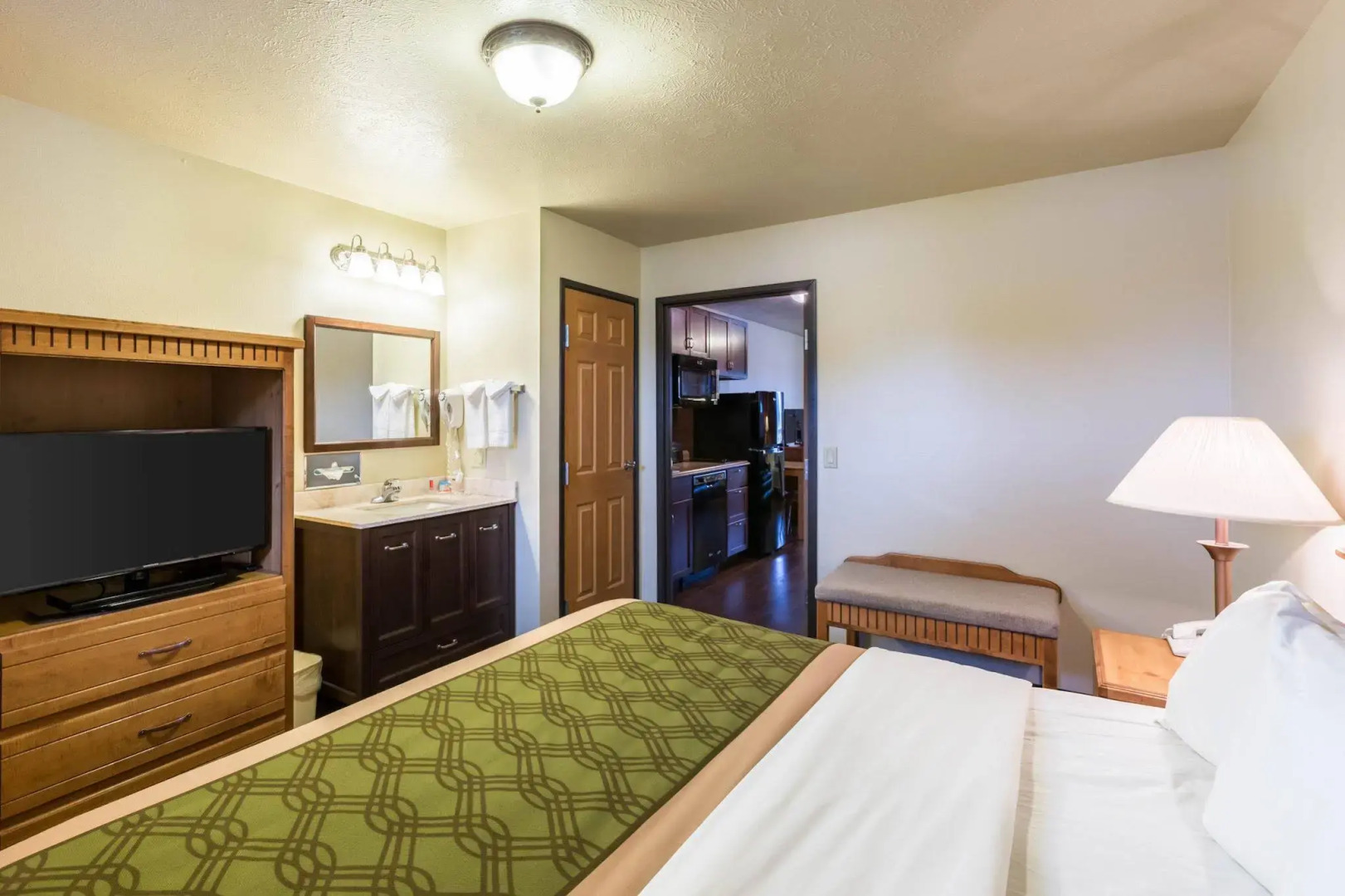 Harmony Inn & Suites