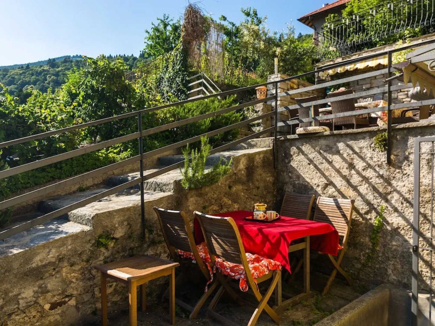 Villa With Private Pool and View of the Lake