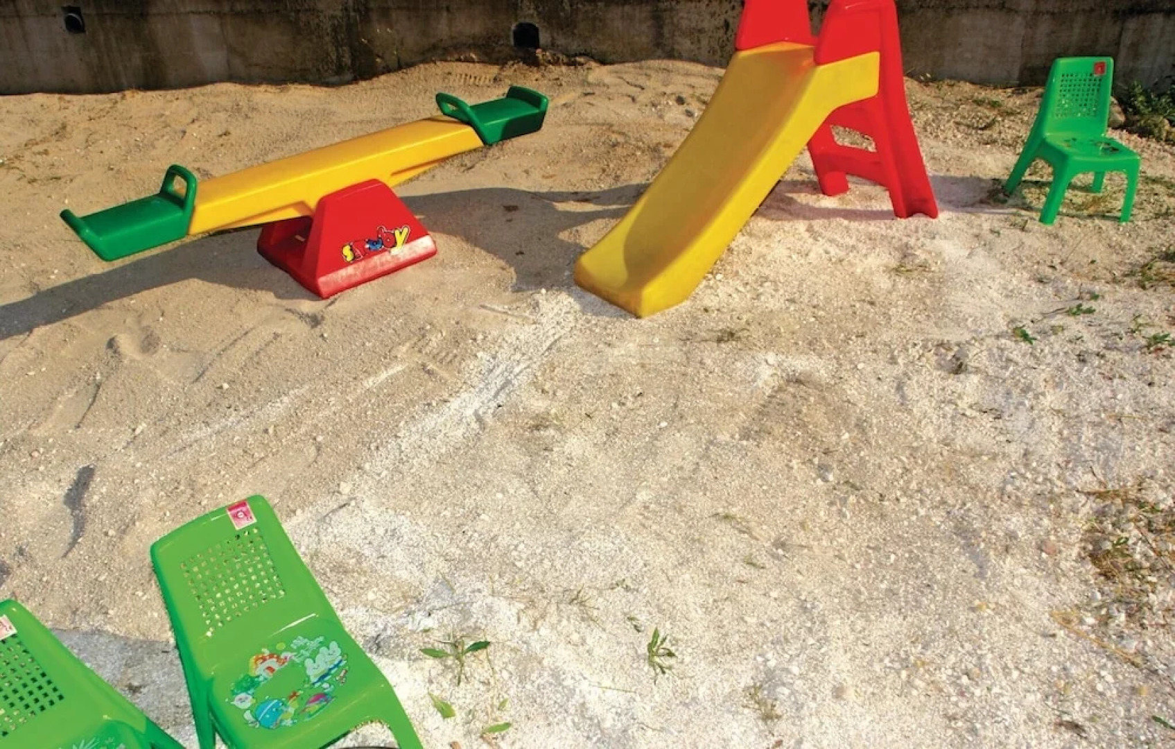 Awesome Home in Okrug Donji With Wifi and 6 Bedrooms