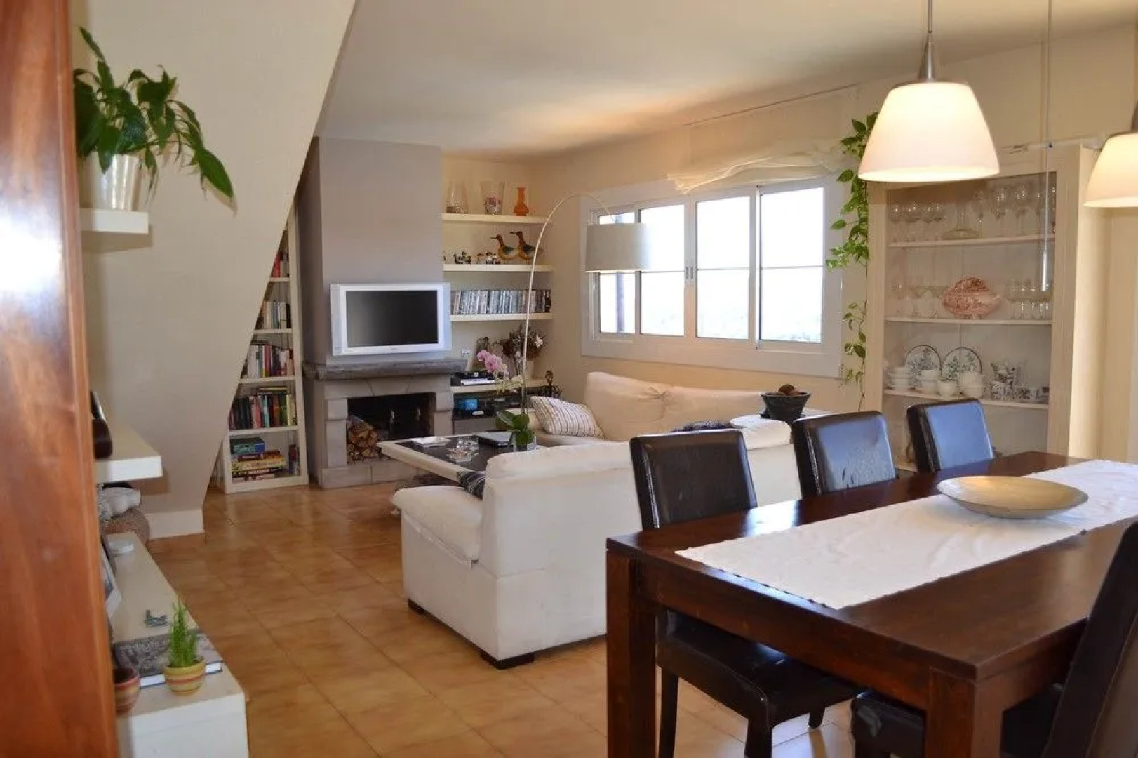 Cute House with Swimming Pool