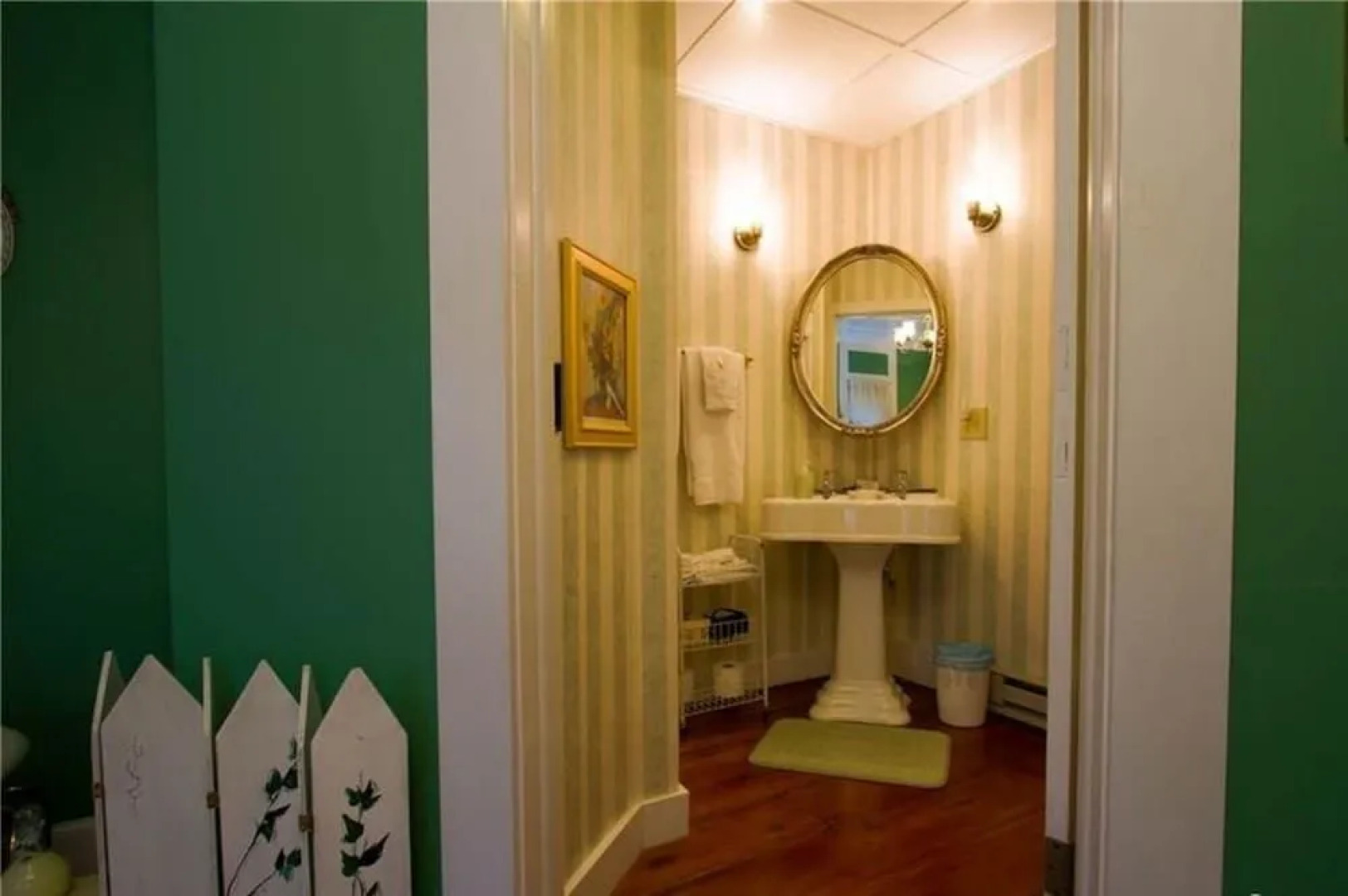 Buffalo Tavern Bed & Breakfast