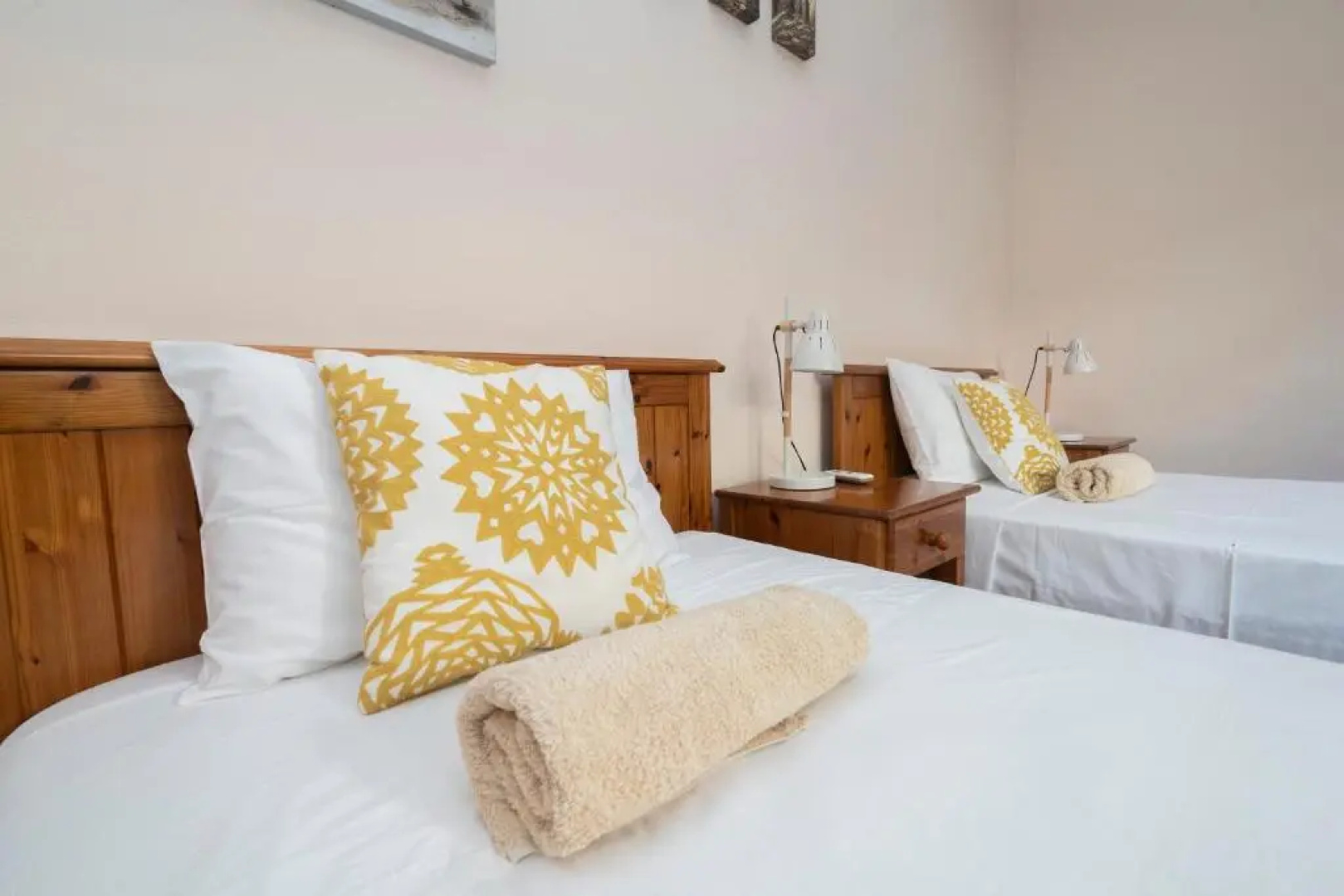 5 bed Villa in Tala, Pool & Panoramic Sea view