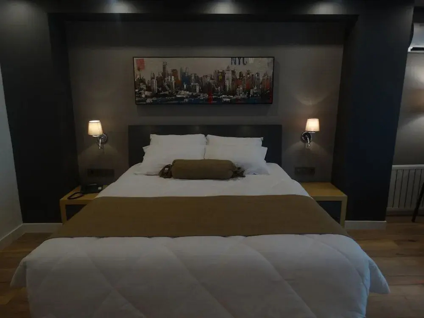 Yakamoz Hotel & Restaurant