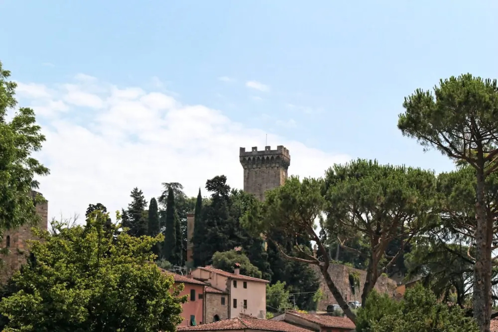 House With 2 Bedrooms in Vicopisano, With Enclosed Garden and Wifi Near the Slopes