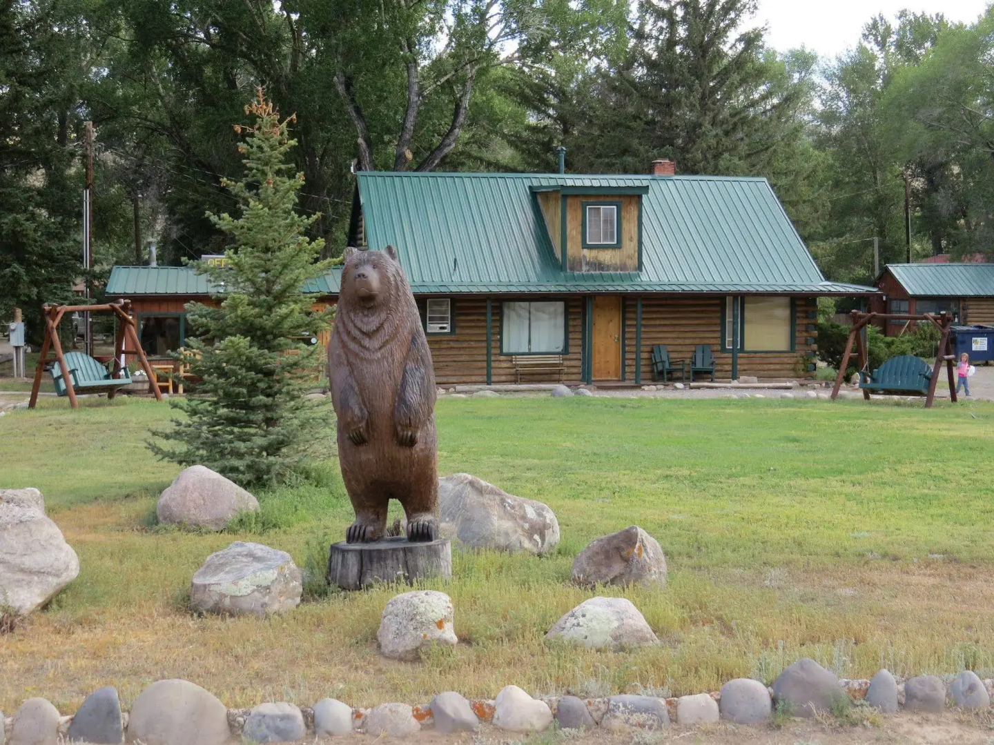 Chinook Winds Lodge