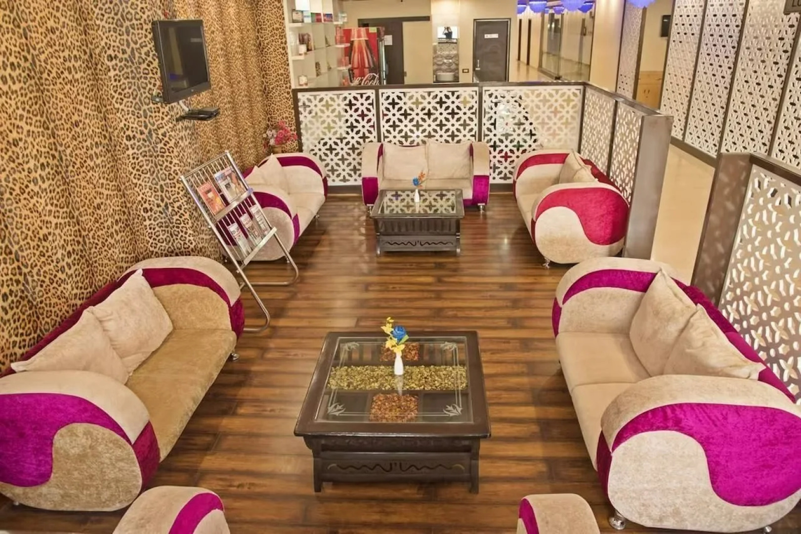 Spring Sky Mughalsarai by ShriGo Hotels