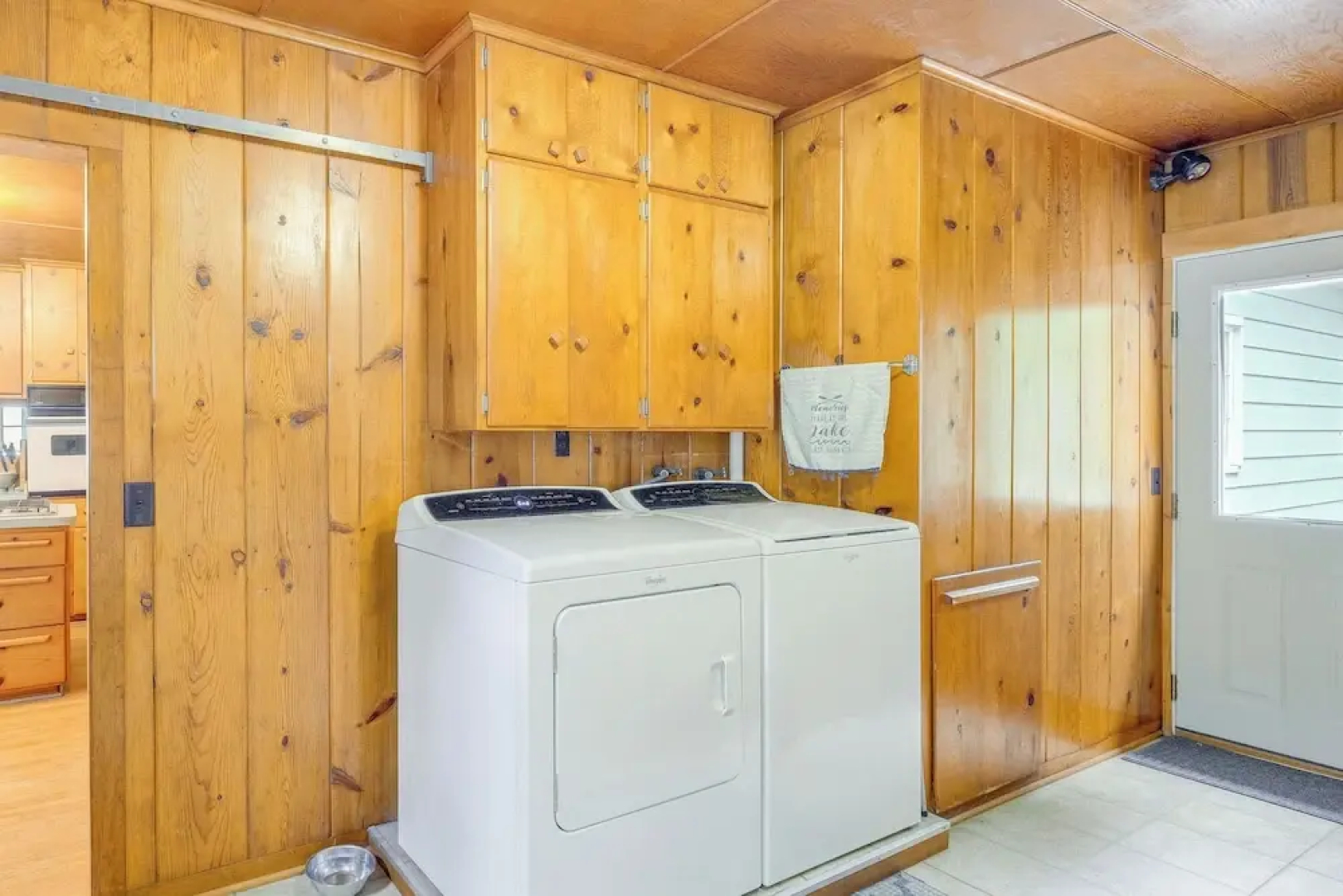 Rapid City Cottage w/ Patio Near Beach Access!