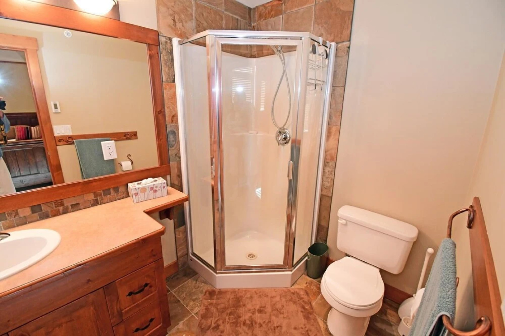 Towering Pines Chalet - Comfortable and Cozy Chalet with Spectacular Views