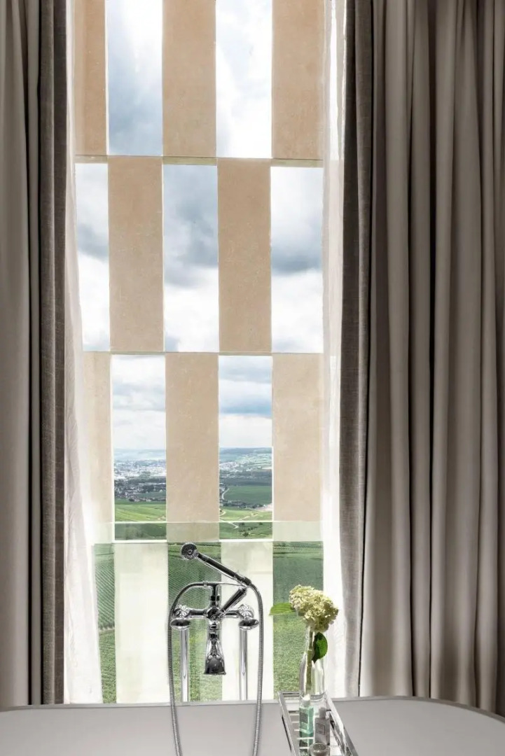 Royal Champagne Hotel & Spa