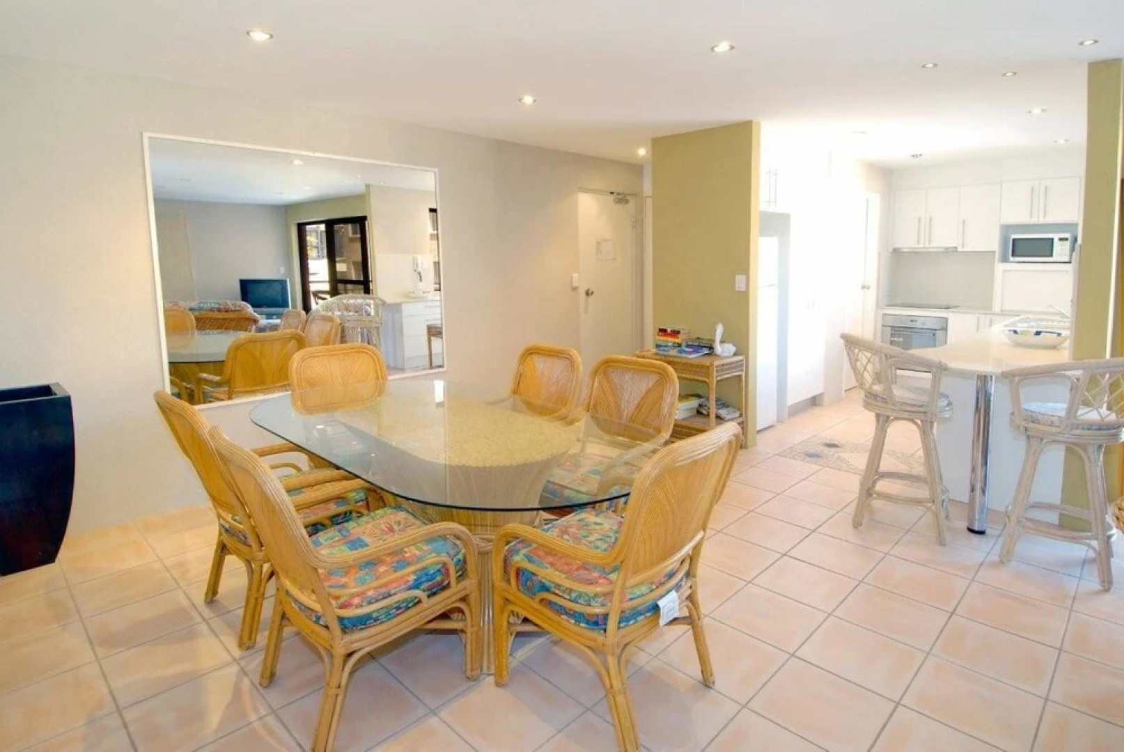 Coronado 9 Apartment