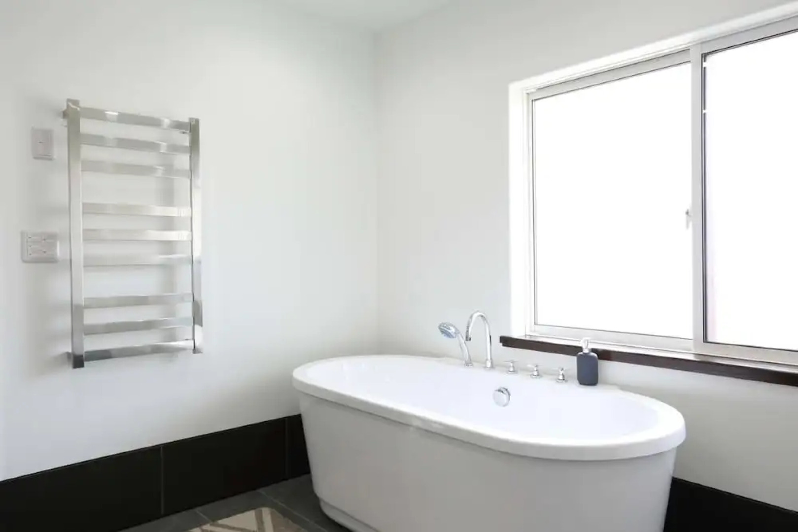 Hakuba Slopeside Chalet