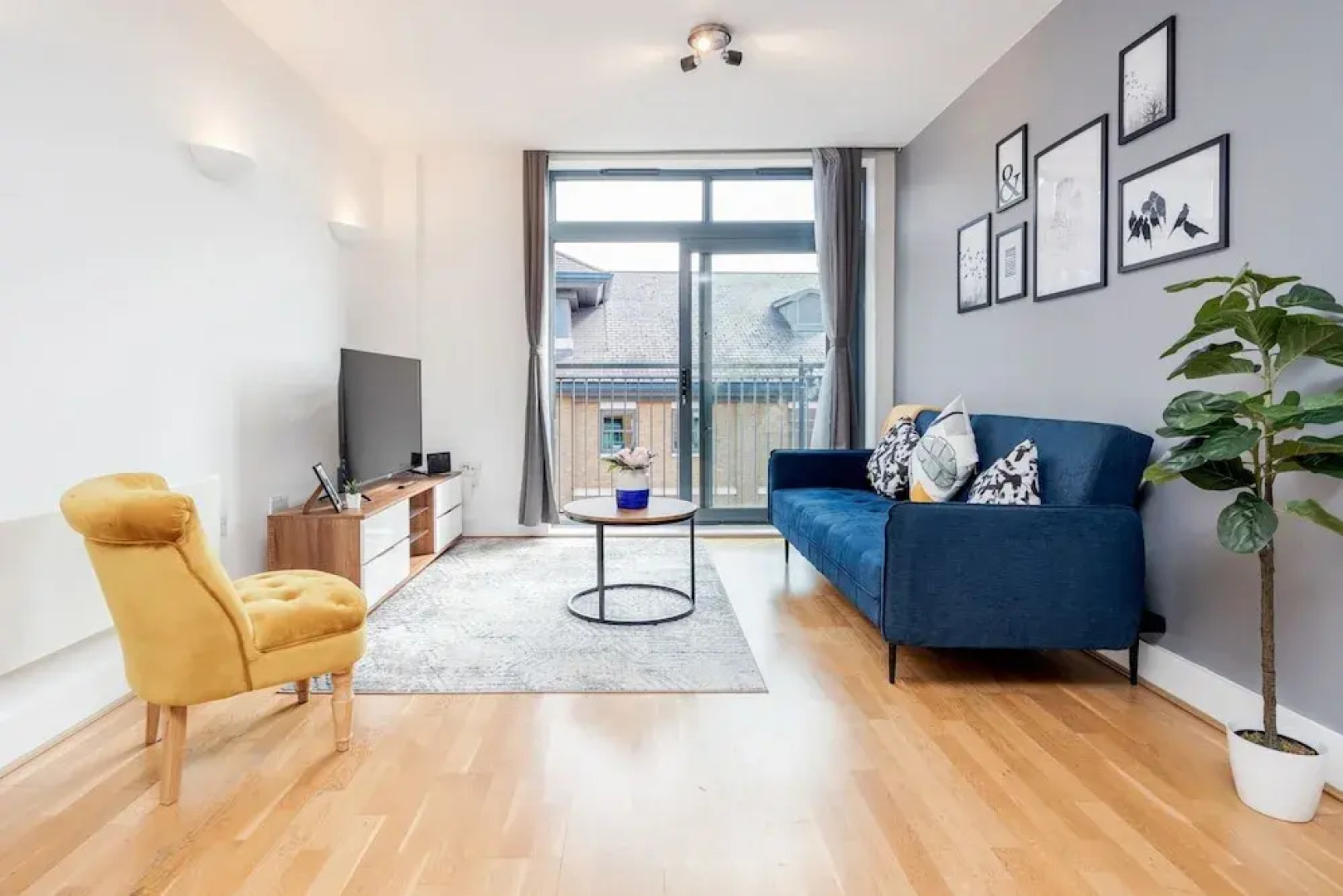 Cloud9stayz at The Charles 01 & 02