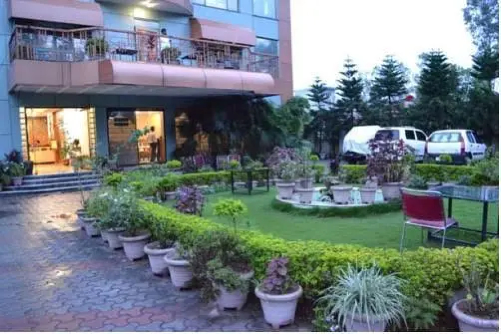 OYO 10072 Hotel Amrit Regency