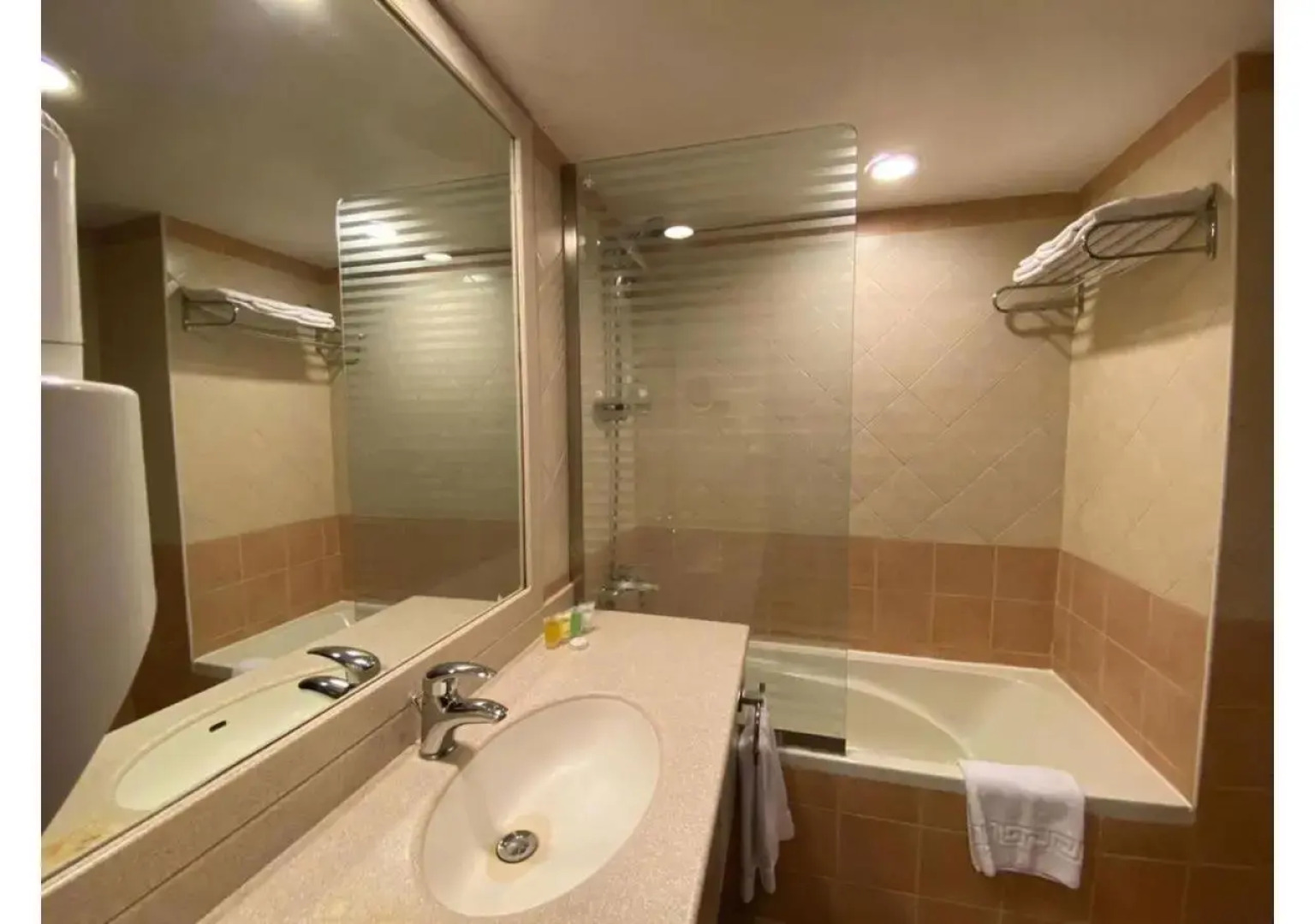 Mena Hotel Nasiriah Riyadh