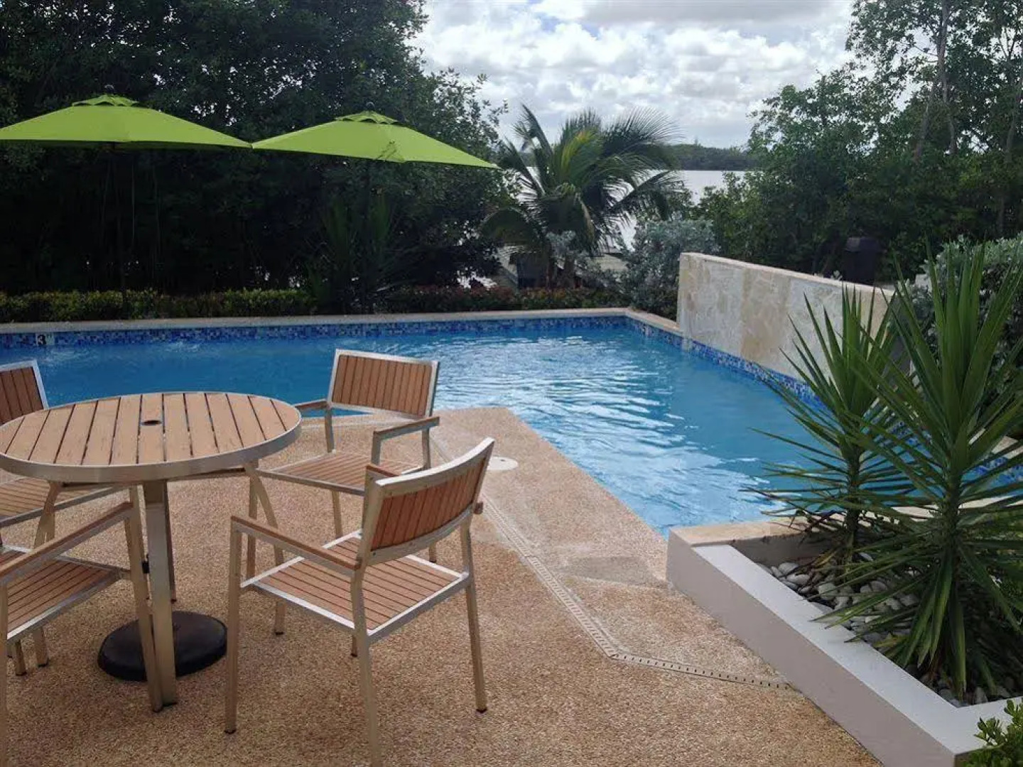 Tarpon's Nest Boutique Hotel