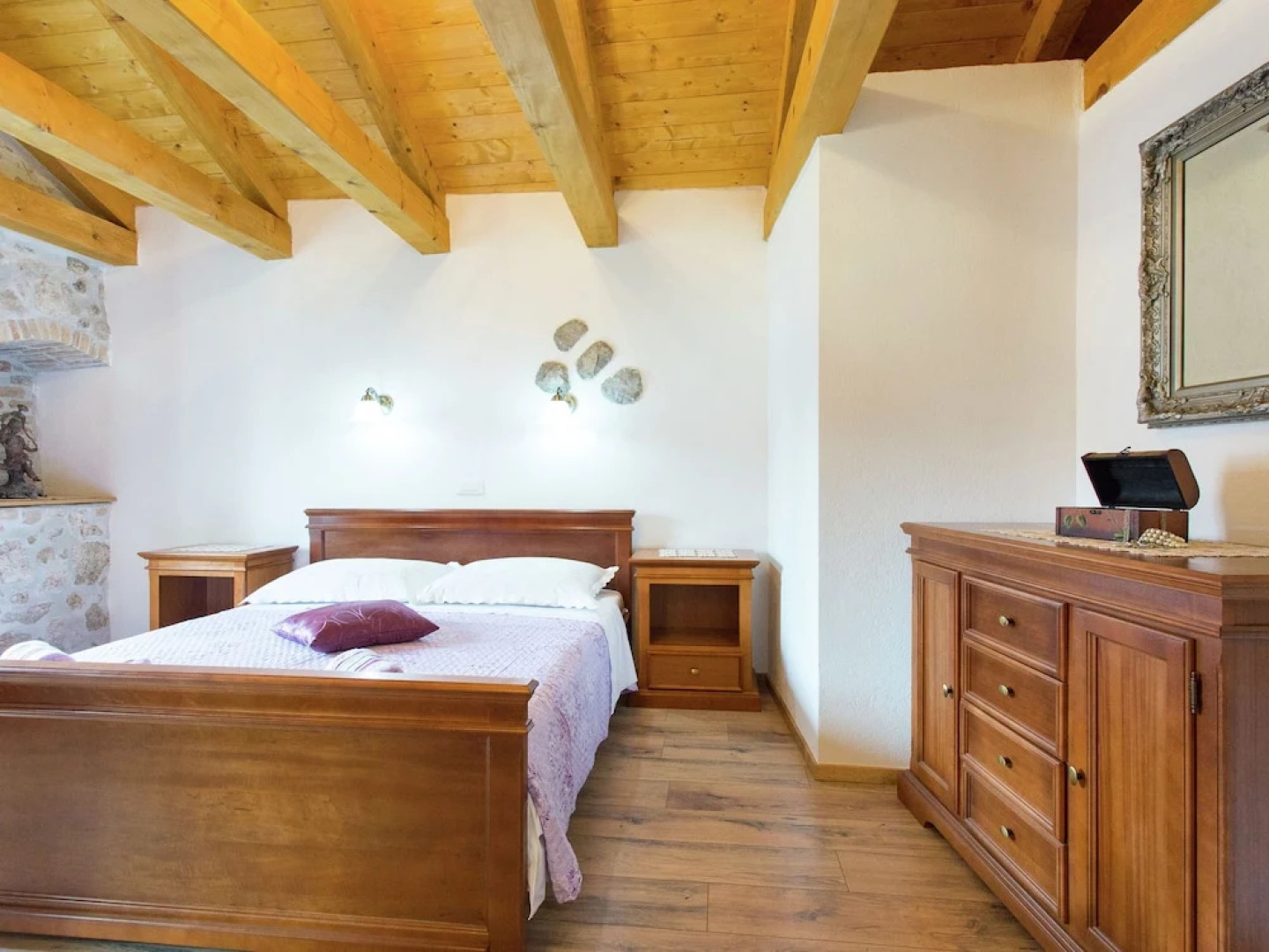 Beautiful Holiday in Krk Town, with Wifi And Roof Terrace, 300 Meters From Beach