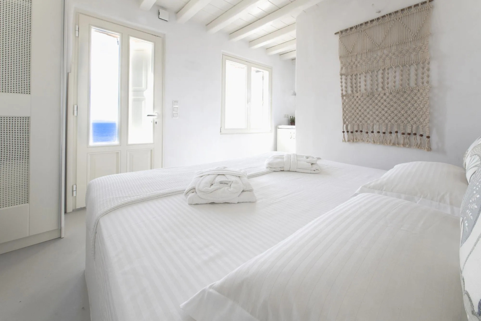 Eden View Suites & Villas