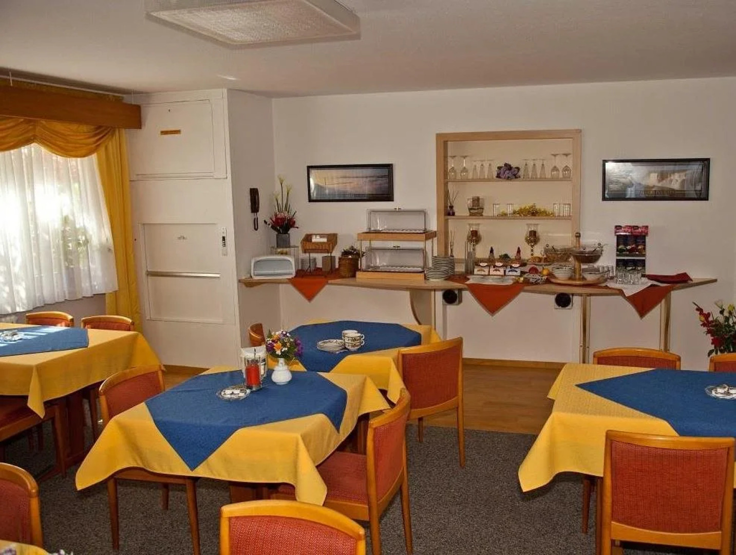 Albert Schweitzer Haus