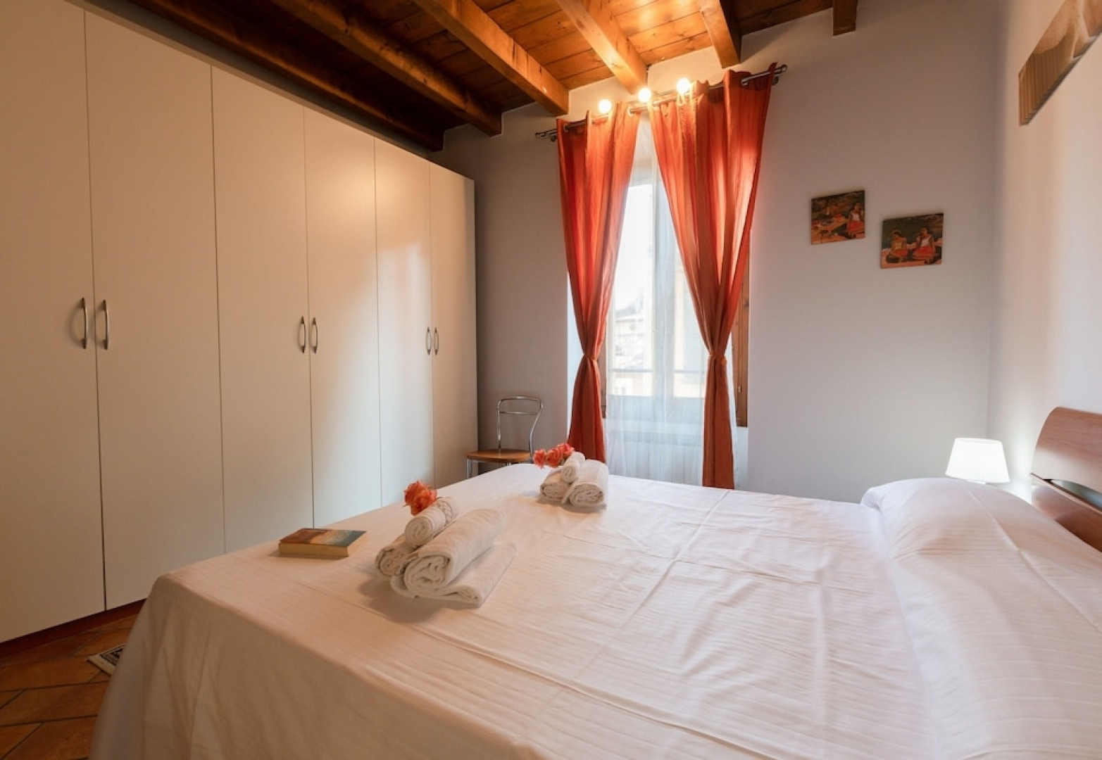 Casa Laura Salò 200mt from Garda lake