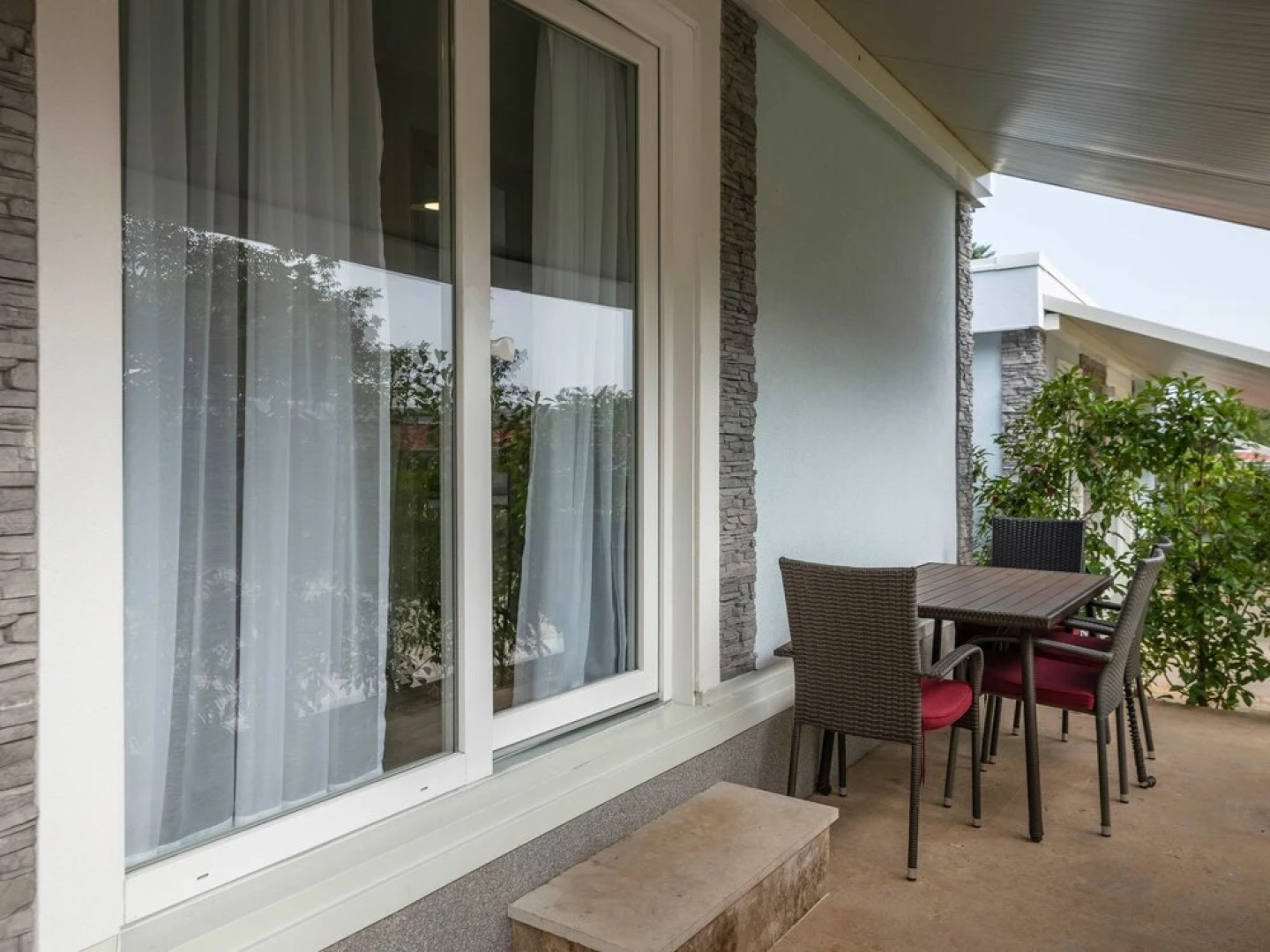 Luxury Premium Banjole