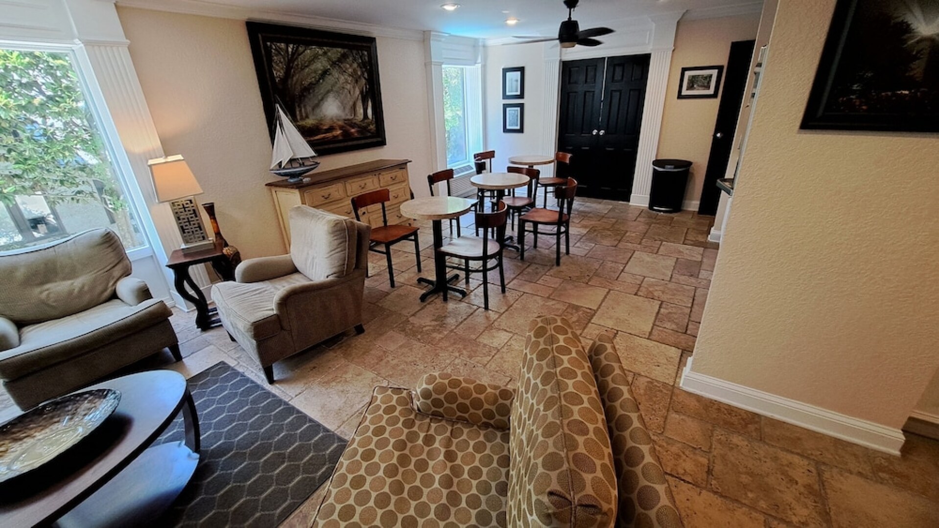 Saint Simons Inn by the Lighthouse