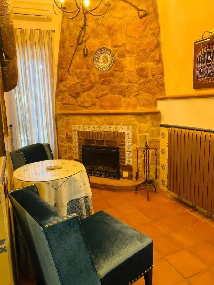 Hotel Rural Albamanjon