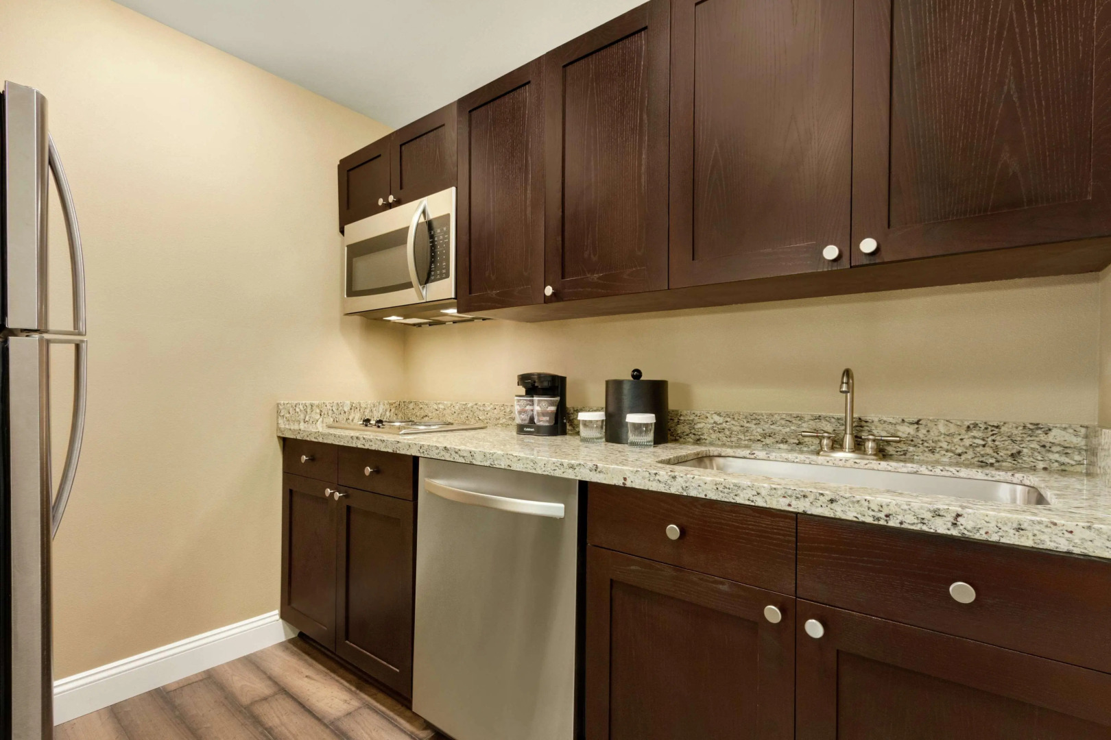 Embassy Suites by Hilton Savannah