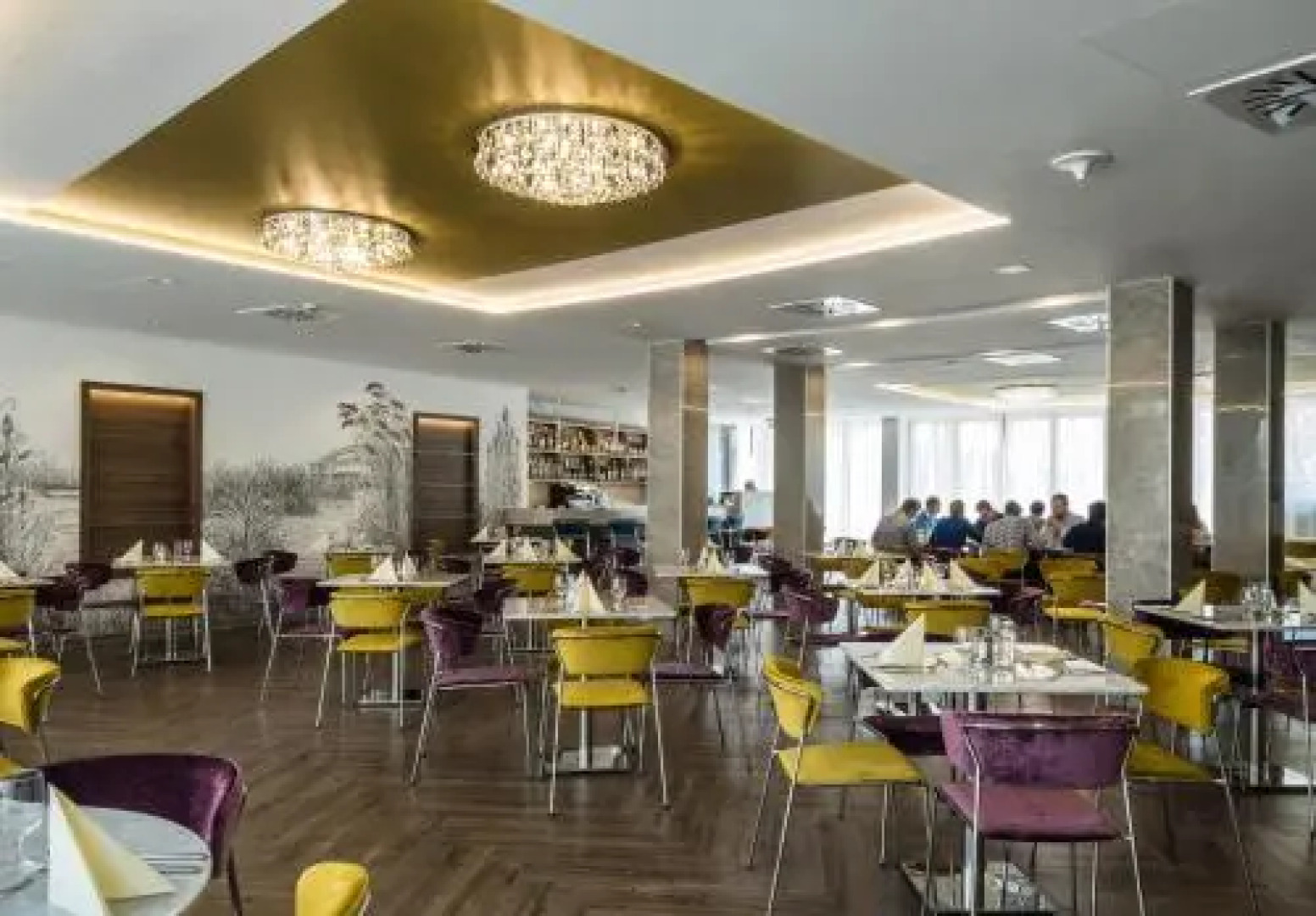 Silver Studio Apartment