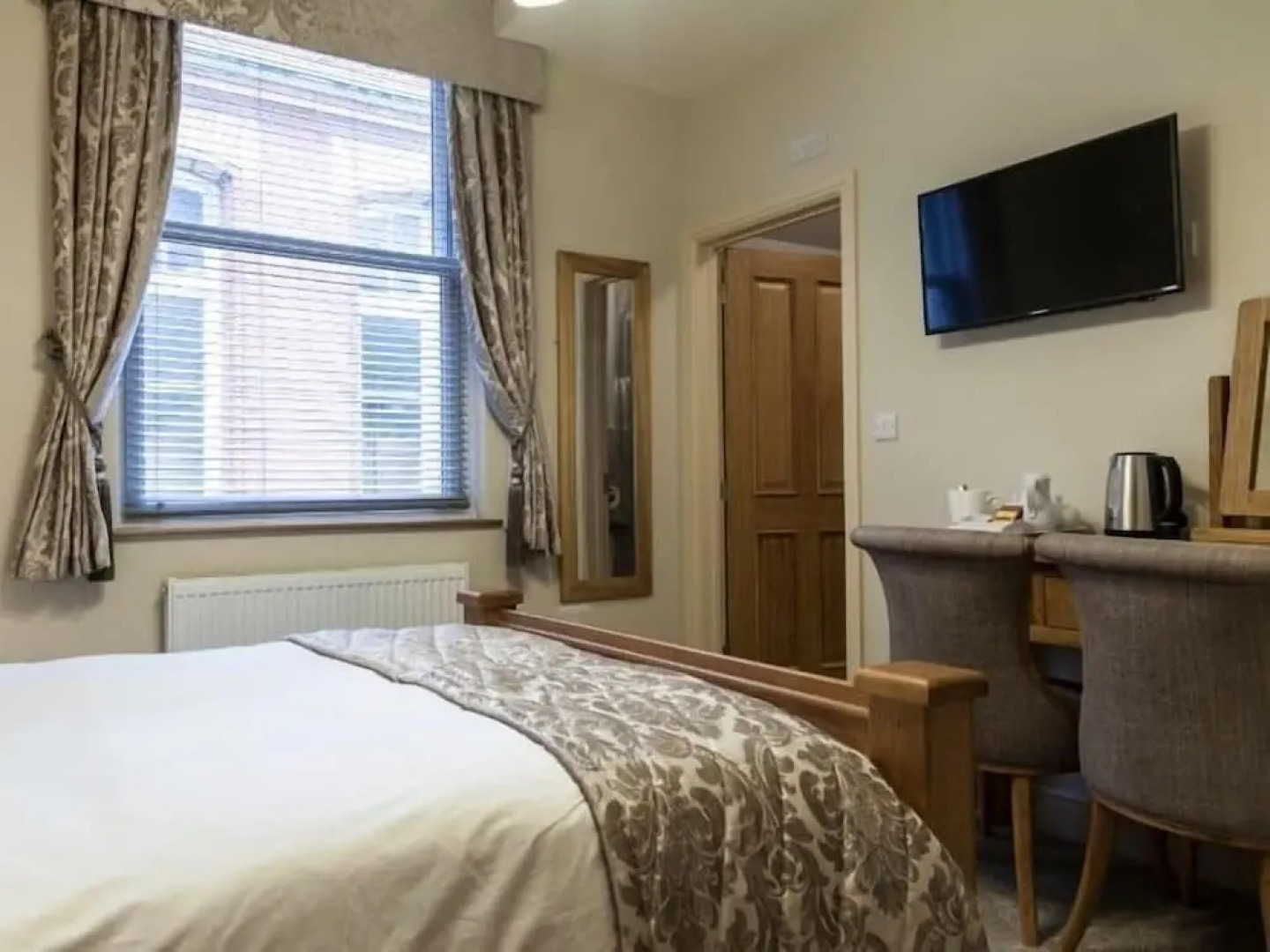 Parkers House Bed & Breakfast