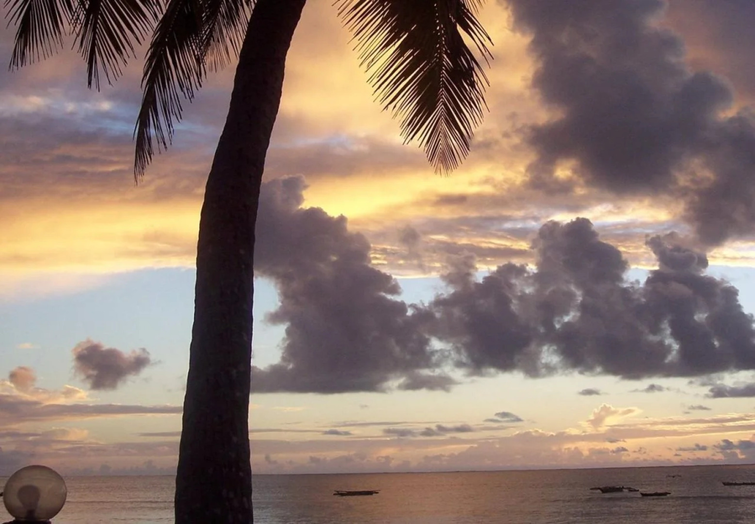 Pakachi Beach Resort & Hotel