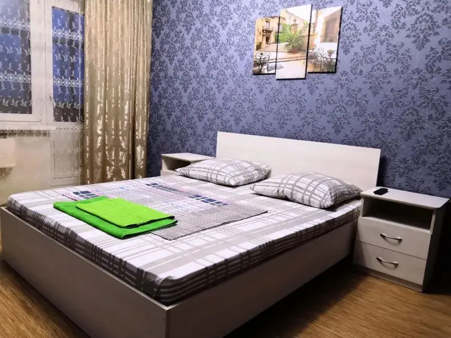 Сутки как дома на Ботанической, 45