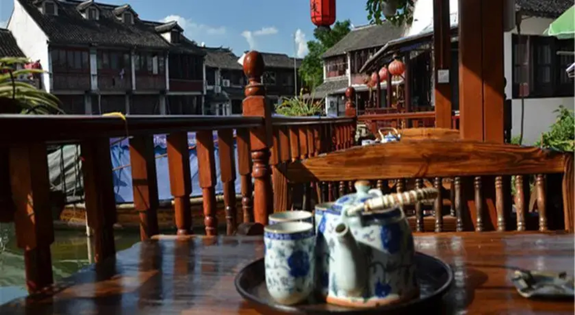 Zhou Zhuang Zhen Feng Inn