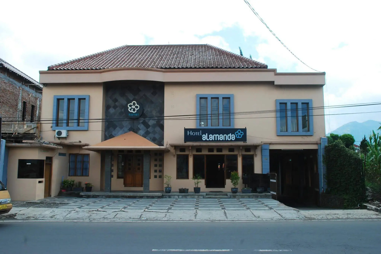 Hotel Alamanda Garut