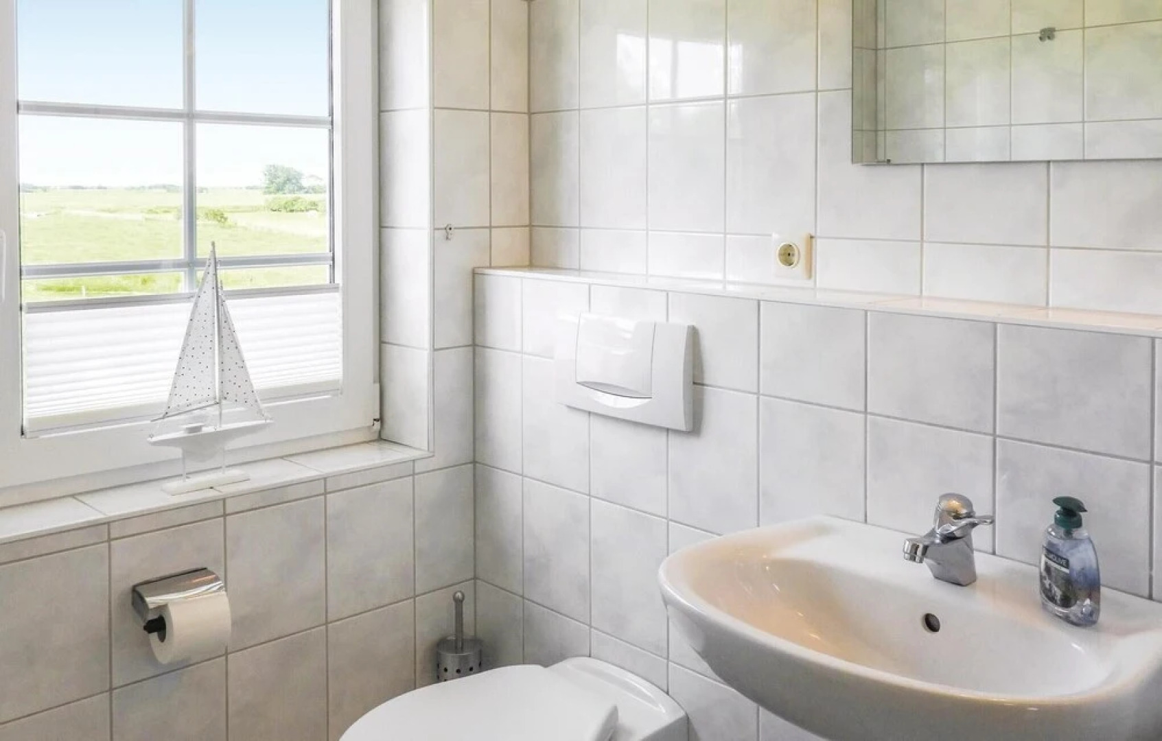 Beautiful Apartment in Emmelsbüll-horsbüll With Wifi and 1 Bedrooms