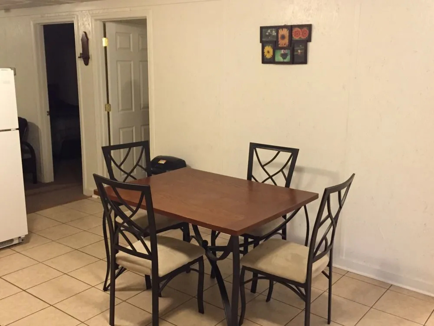 Ritz Motel & Lodging