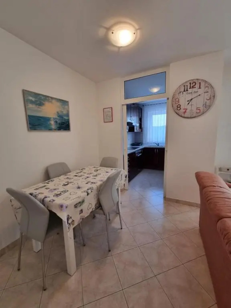 Apartment Marine Story