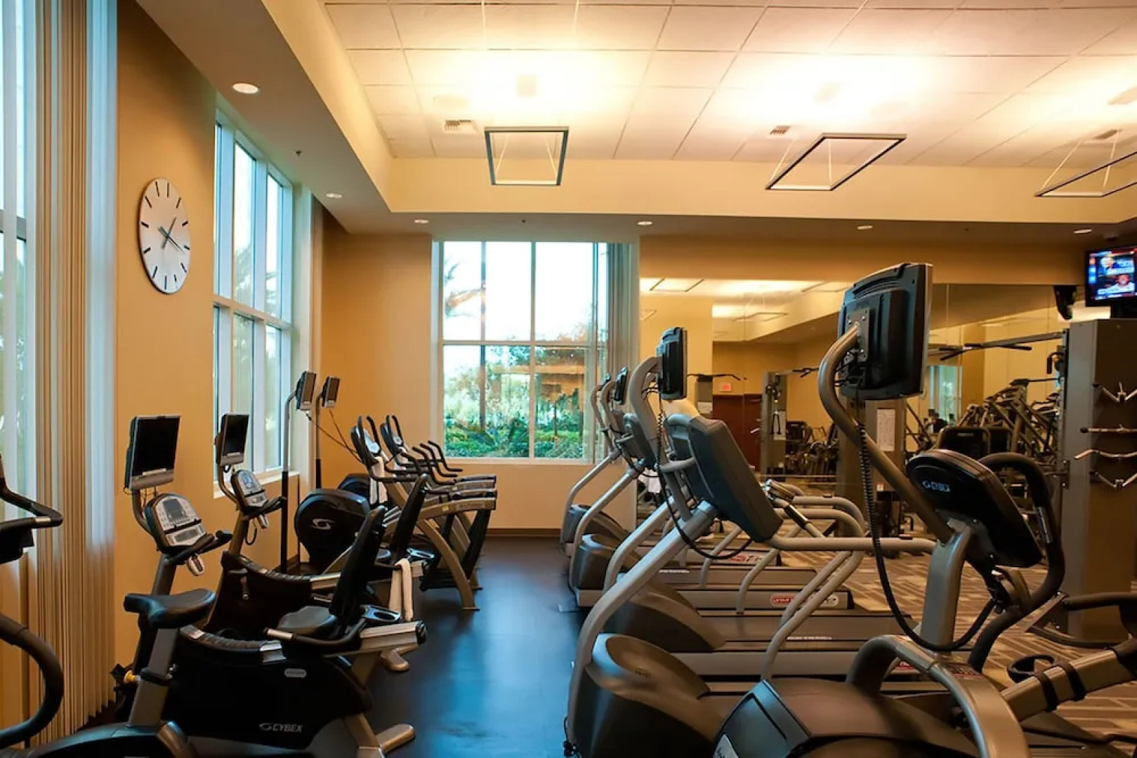 888 Two Bedroom Three Bath Suite at Signature Condo Hotel