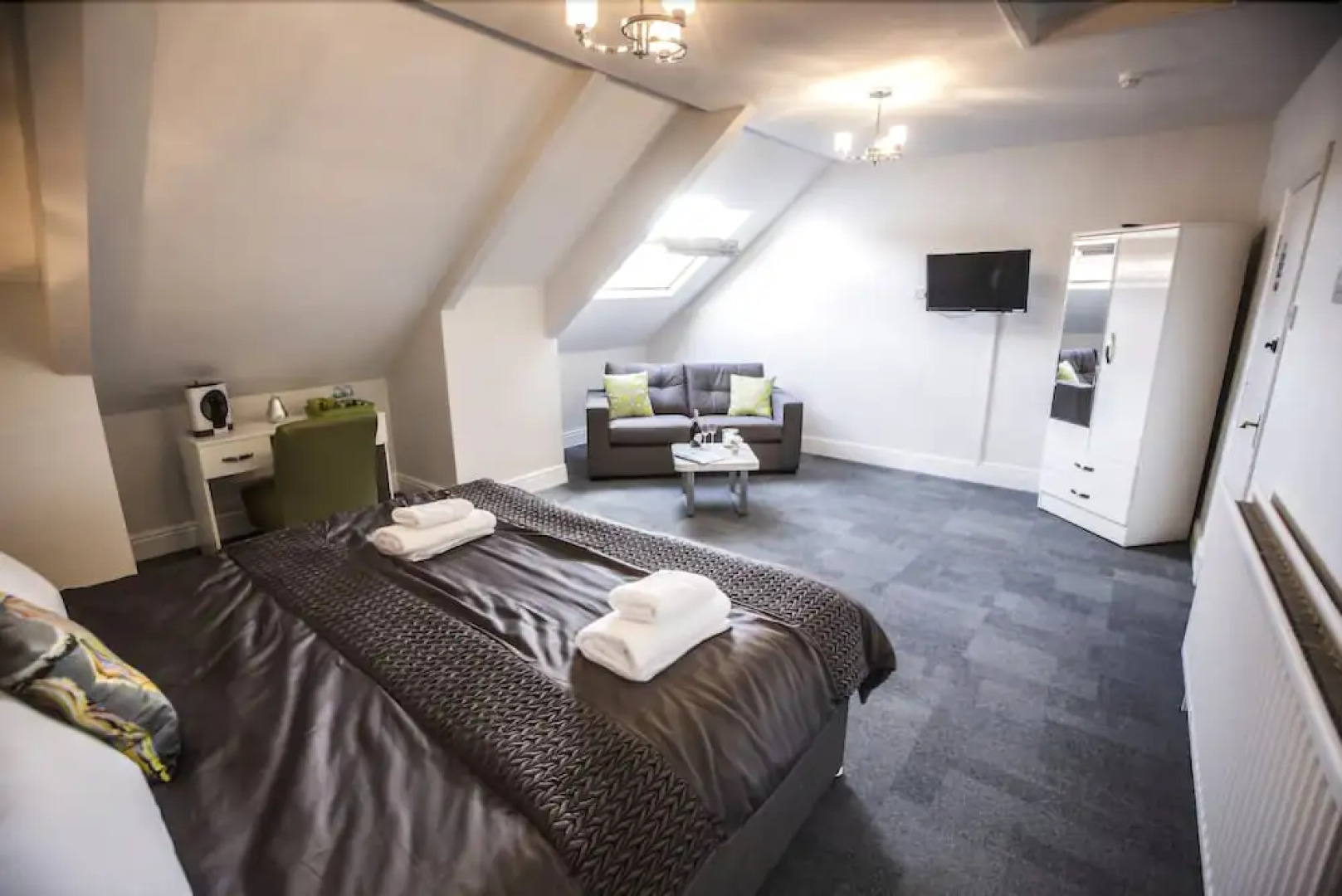 Hotel 52; Sure Hotel Collection by Best Western