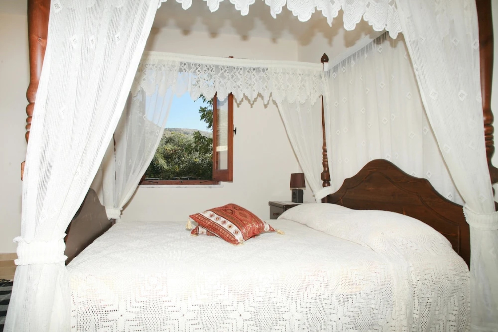 Areti Courtyard Villa