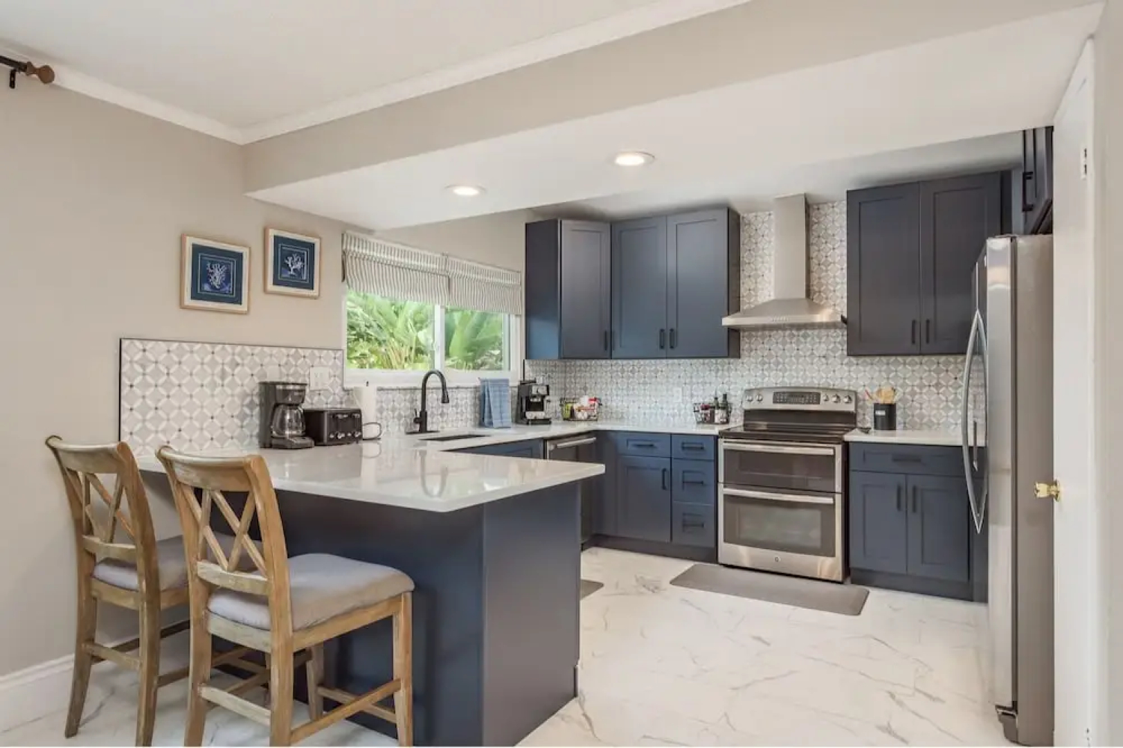 Great 6BR for All Ages/Heated Pool 5 Min to Beach by RedAwning