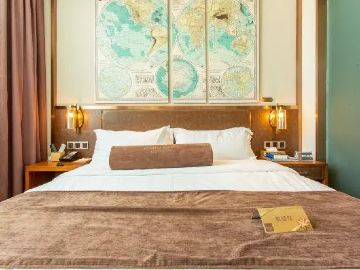 James Joyce Coffetel (Altay Blue Bay Food City)