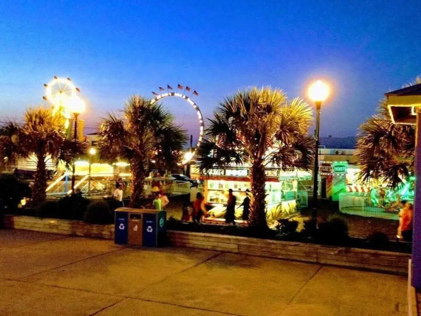 Beach Harbour 17 at the CB Boardwalk Walk to everything!