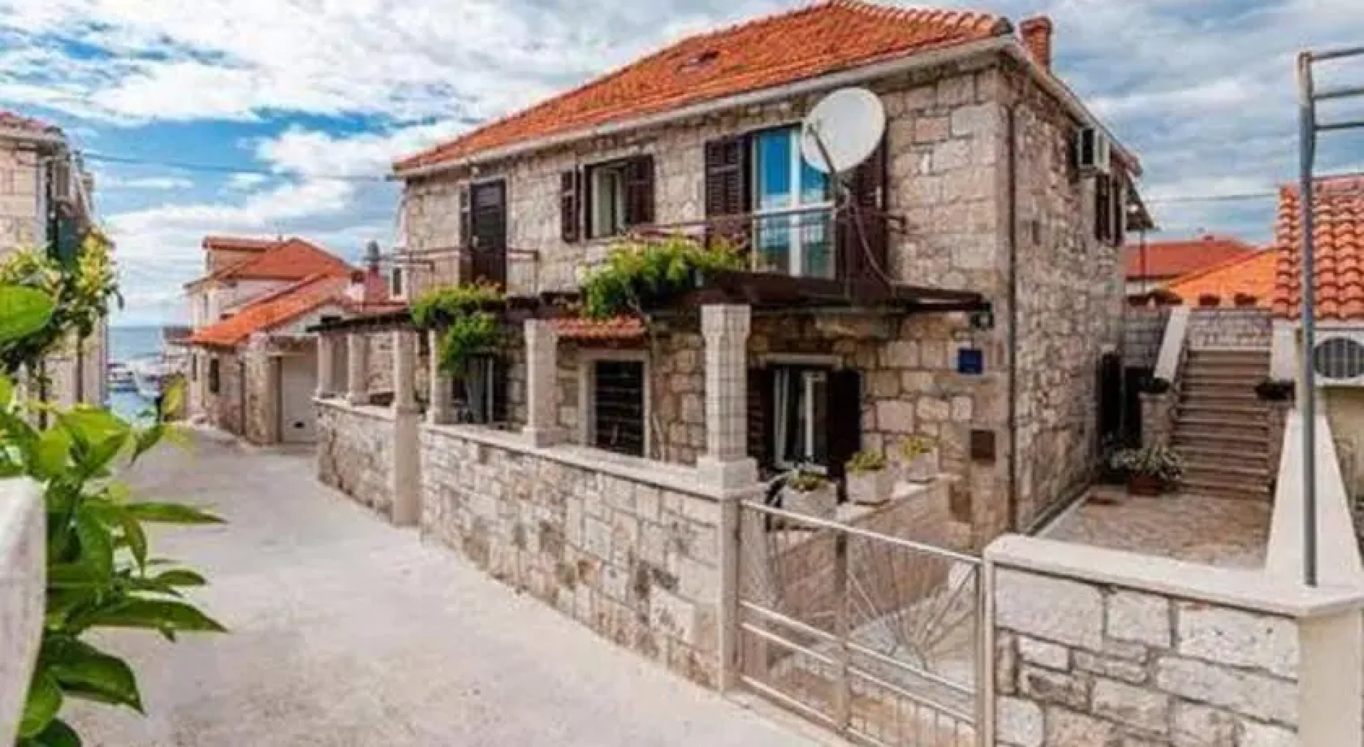 Apartment Put Rota 48