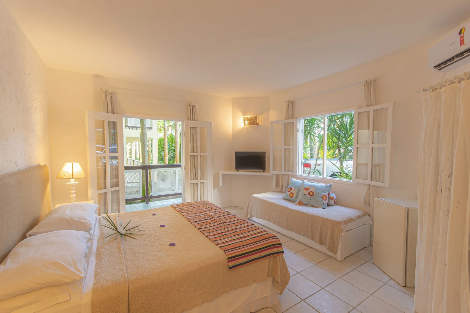 Saint Tropez Praia Hotel