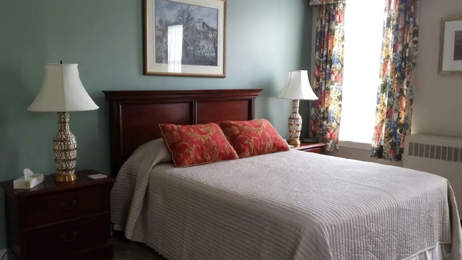 St. Vincent Row Suites