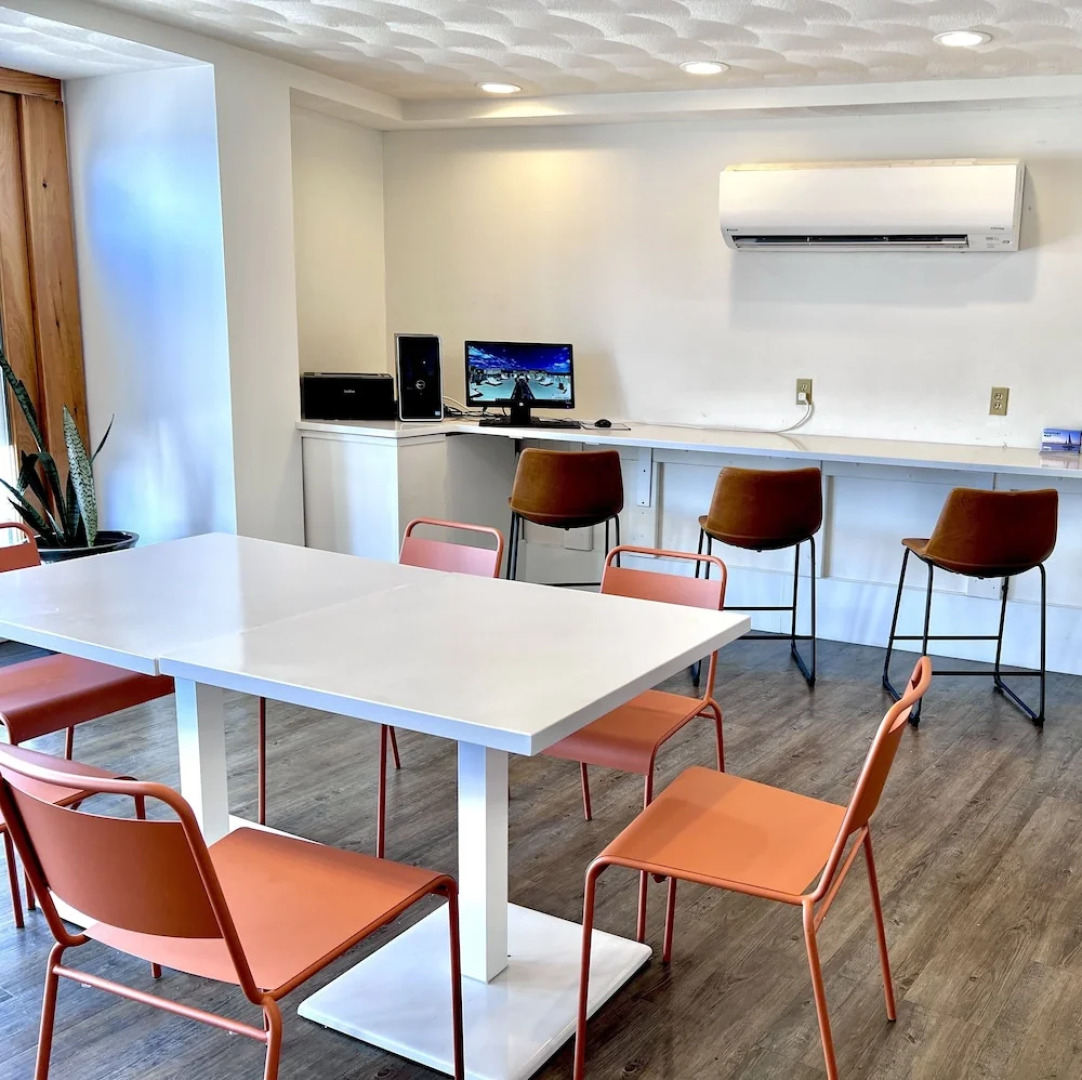 Quality Inn & Suites Atlantic Beach Hotel